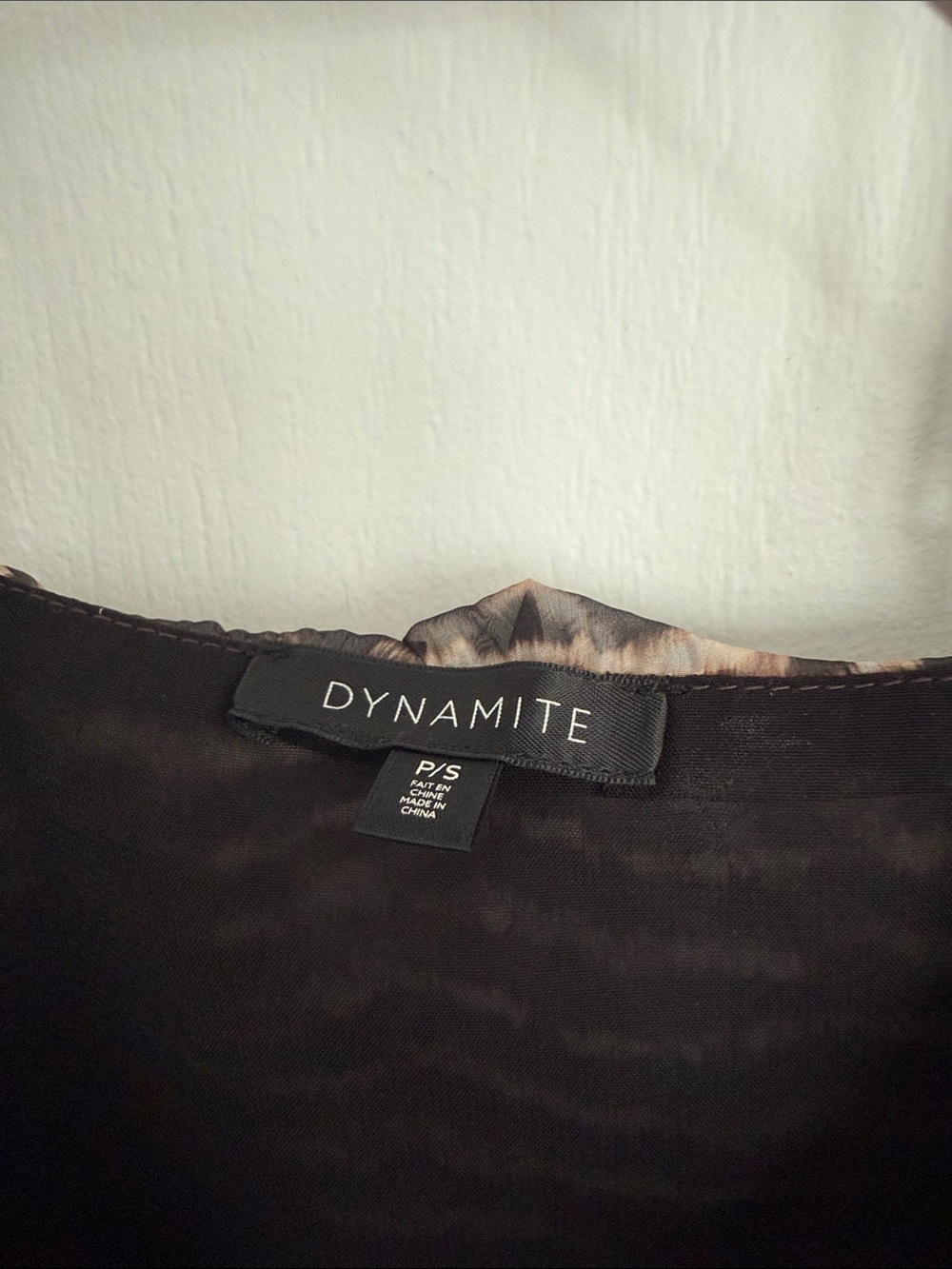Dynamite Zebra Print Ruffle Crop Top – Size S - Picture 2 of 4